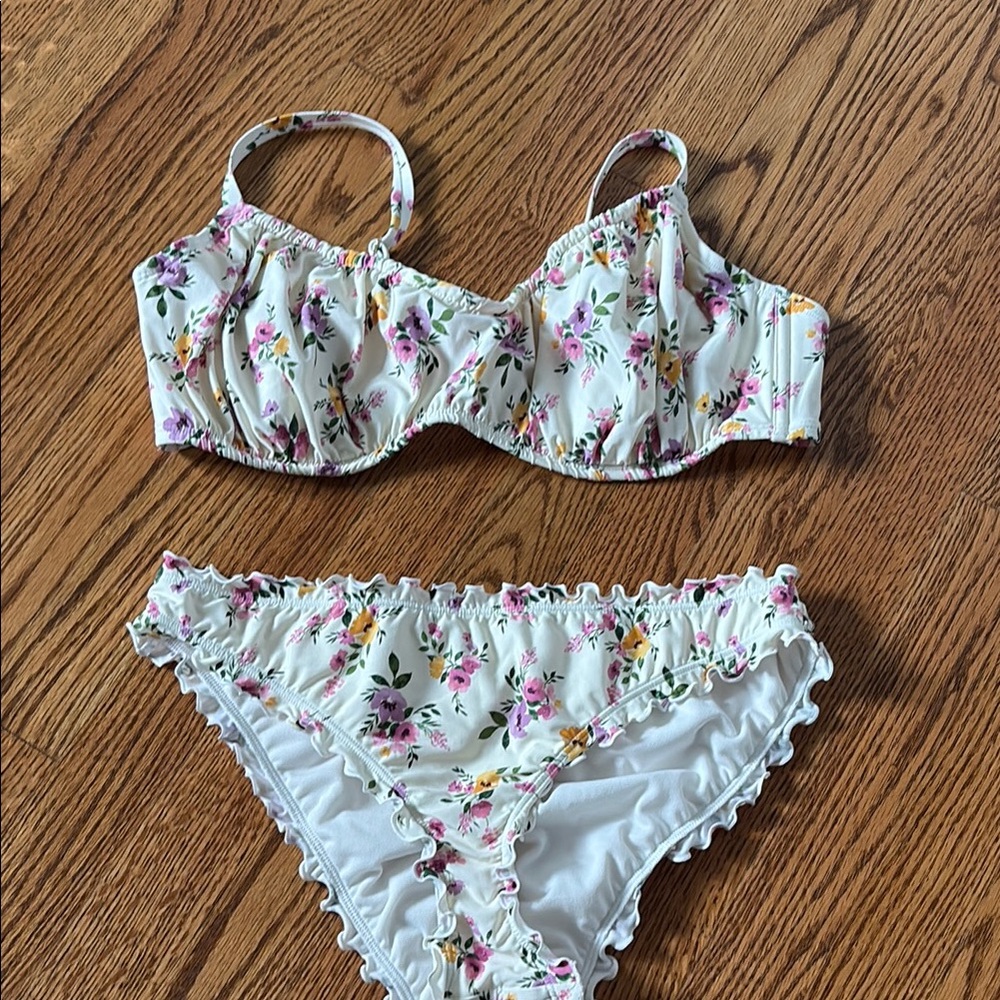 Shade & Shore Floral Bikini - White and Pink